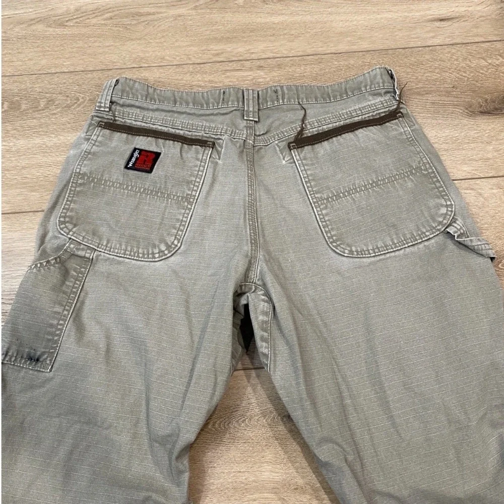 Wrangler RIGGS Workwear Carpenter Pants Distressed Utility Khaki 33x30‎